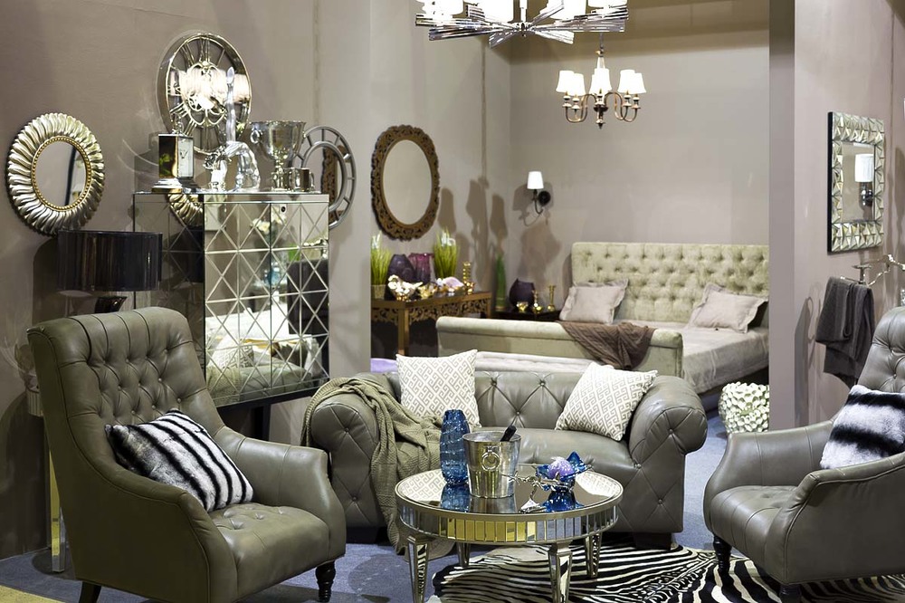 Стол журнальный