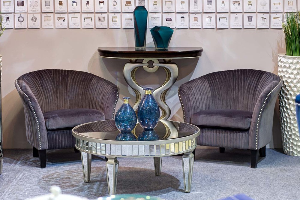 Стол журнальный