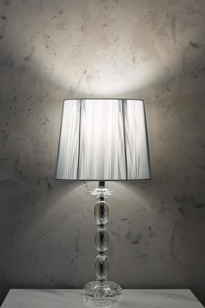 Лампа настольная