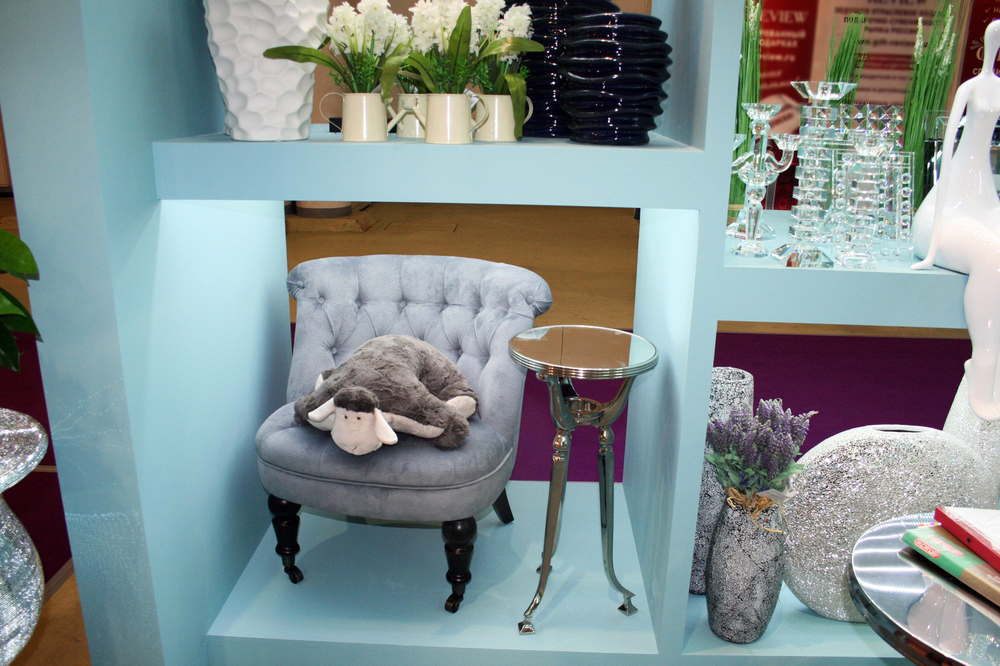 Стол журнальный