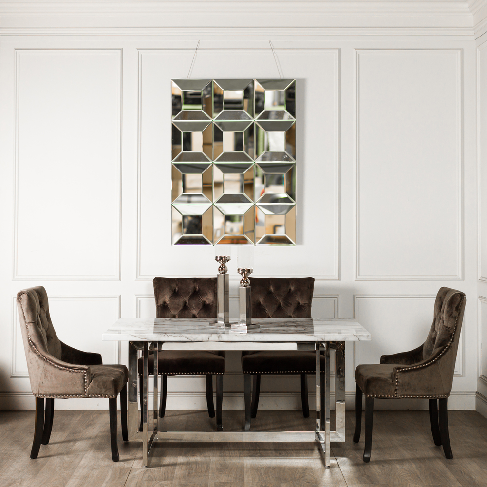 Стол обеденный